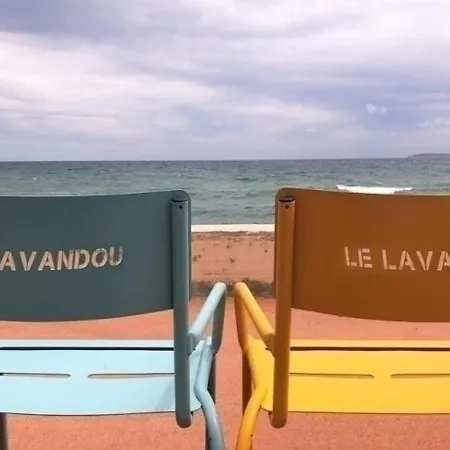 Le Lavandou, 3 Pieces, 6 Personnes - Fr-1-713-3 Apartment